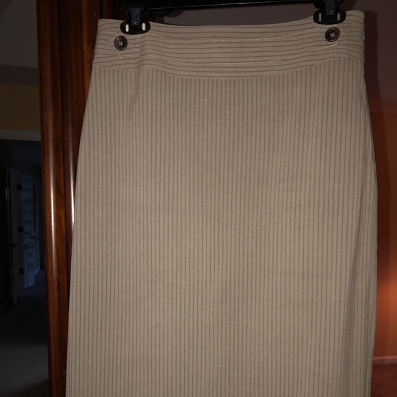 Rafaela Pencil Skirt - Like New! - Picture 3 of 4